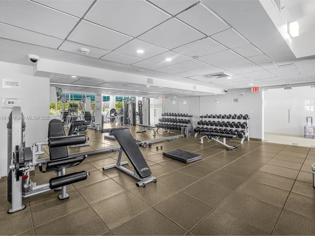 888 Brickell Key Dr # 510, Miami FL 33131