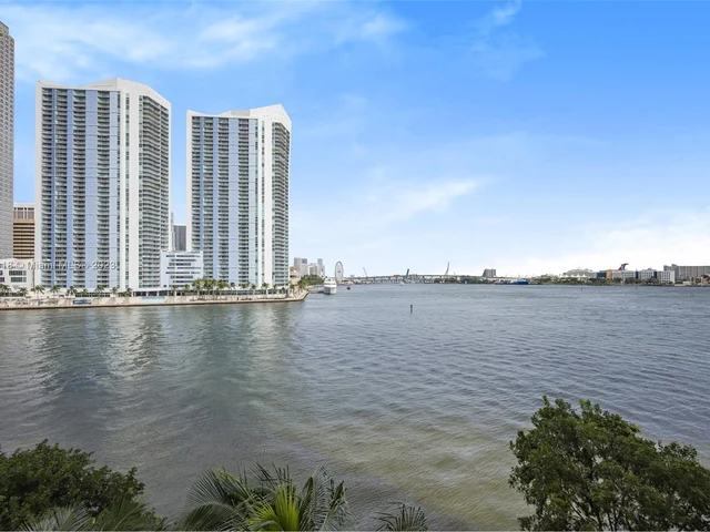888 Brickell Key Dr # 510, Miami FL 33131