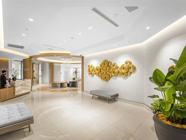 888 Brickell Key Dr # 510, Miami FL 33131