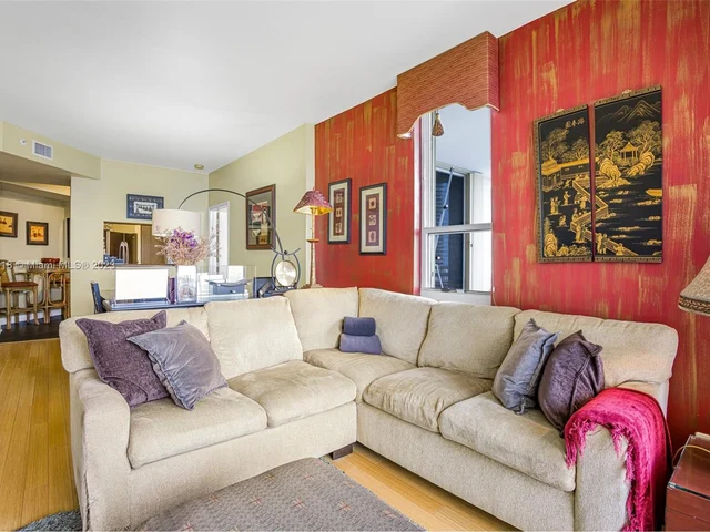 888 Brickell Key Dr # 510, Miami FL 33131