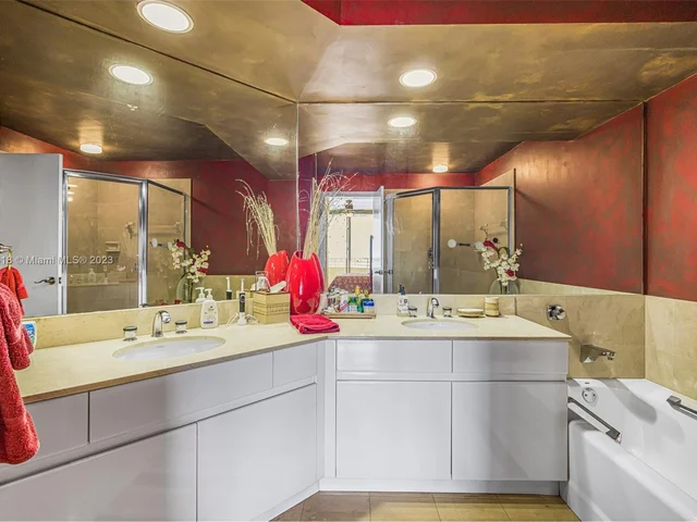 888 Brickell Key Dr # 510, Miami FL 33131