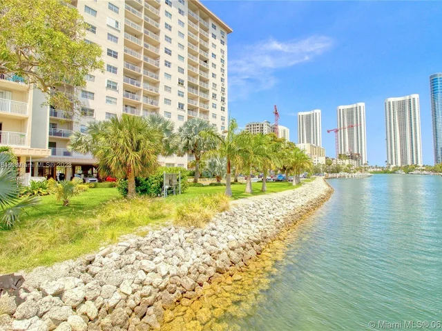 400 Kings Point Dr # 1529, Sunny Isles Beach FL 33160