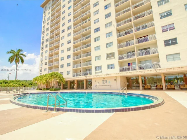 400 Kings Point Dr # 1529, Sunny Isles Beach FL 33160