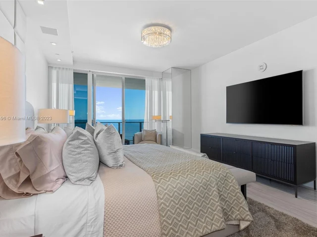 350 Ocean Dr # 1002N, Key Biscayne FL 33149