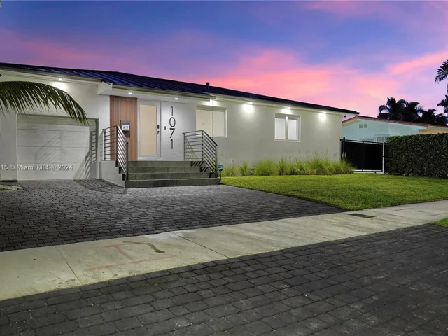 1071 NE 86th St, Miami FL 33138