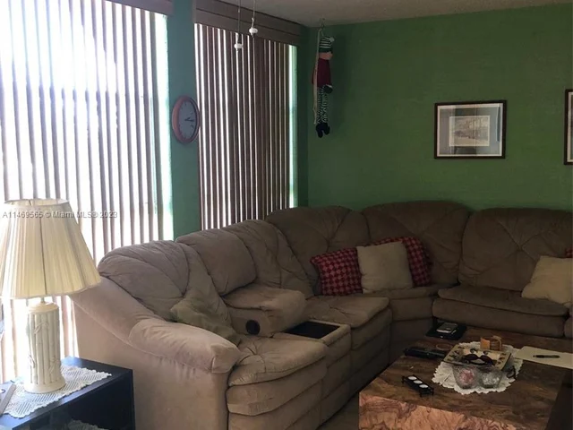 2101 Atlantic Shores Blvd # 512, Hallandale Beach FL 33009