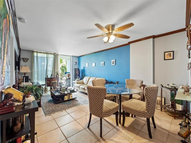 1605 Bay Rd # 503, Miami Beach FL 33139