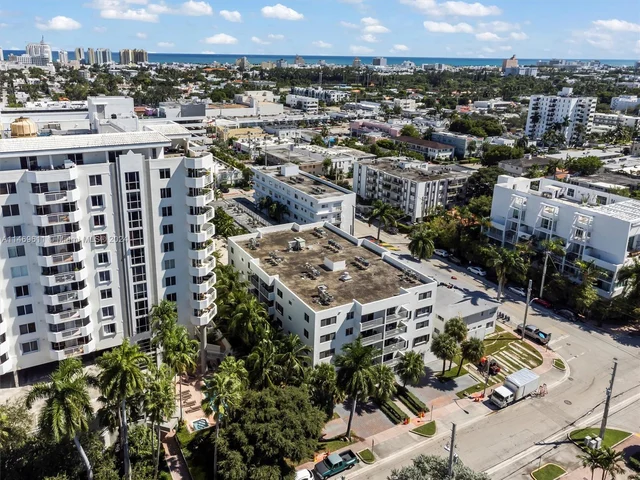 1605 Bay Rd # 503, Miami Beach FL 33139