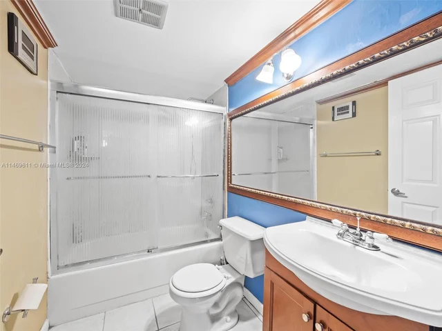 1605 Bay Rd # 503, Miami Beach FL 33139