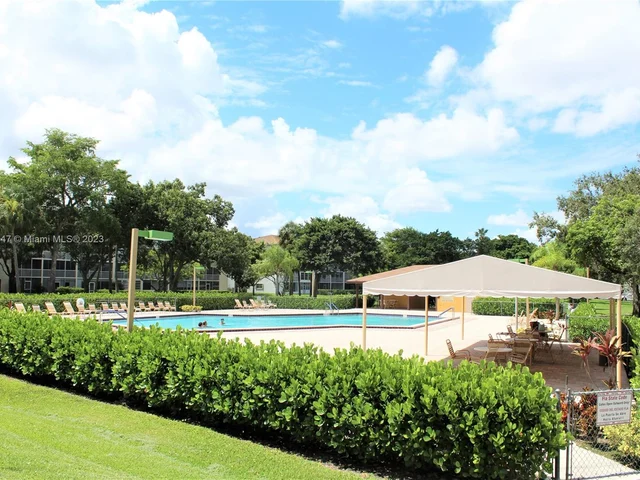 13055 SW 15th Ct # 312S, Pembroke Pines FL 33027