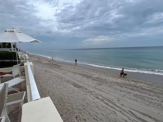 3180 S Ocean Dr # 720, Hallandale Beach FL 33009