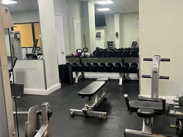 3180 S Ocean Dr # 720, Hallandale Beach FL 33009