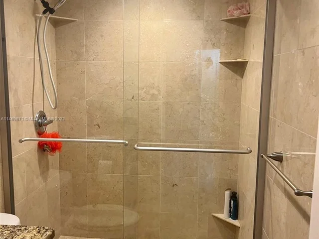 3180 S Ocean Dr # 720, Hallandale Beach FL 33009