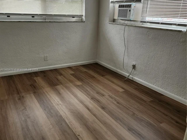 20 NW 7th Ave # 1, Pompano Beach FL 33069