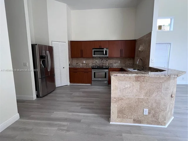 5010 Perignon Way, Coral Springs FL 33067