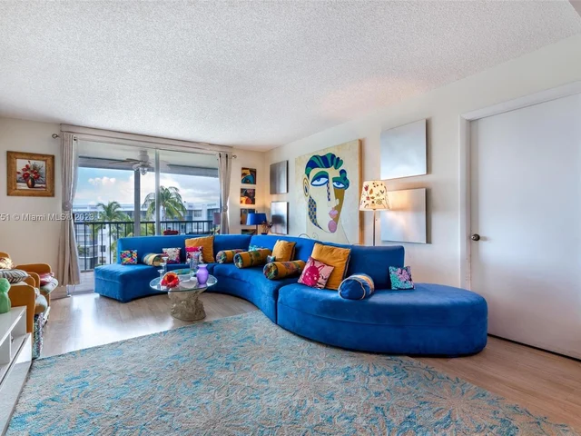 198 NW 67th St # 507, Boca Raton FL 33487