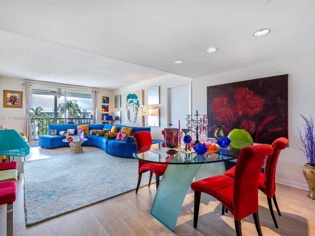 198 NW 67th St # 507, Boca Raton FL 33487