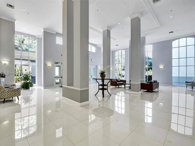 9725 NW 52nd St # 205, Doral FL 33178