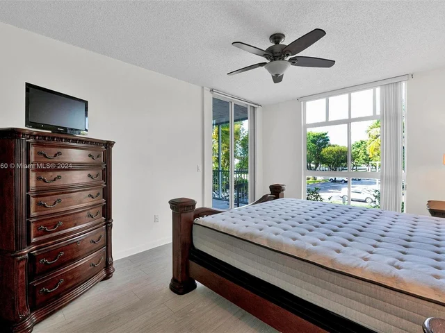 9725 NW 52nd St # 205, Doral FL 33178