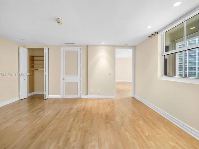 20165 NE 39th Pl # 704, Aventura FL 33180