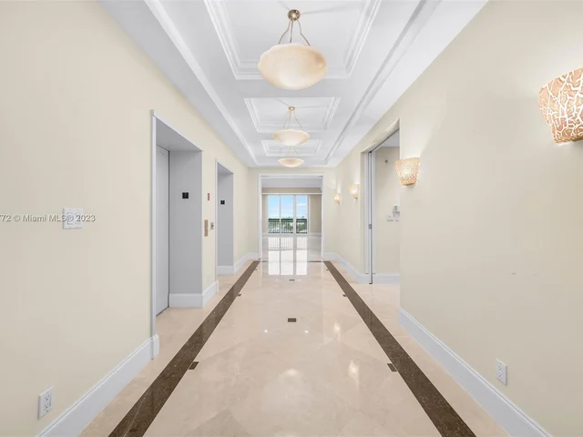 20165 NE 39th Pl # 704, Aventura FL 33180