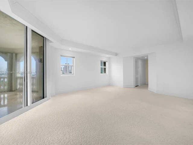 20165 NE 39th Pl # 704, Aventura FL 33180