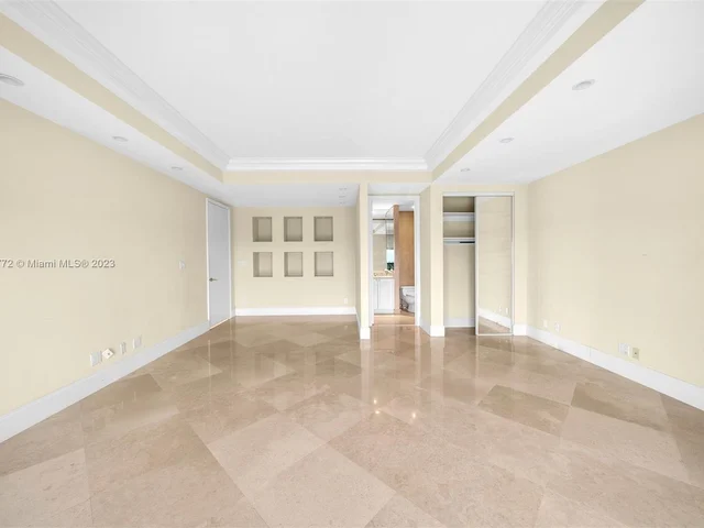 20165 NE 39th Pl # 704, Aventura FL 33180