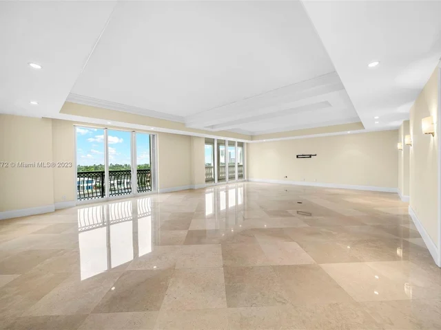 20165 NE 39th Pl # 704, Aventura FL 33180