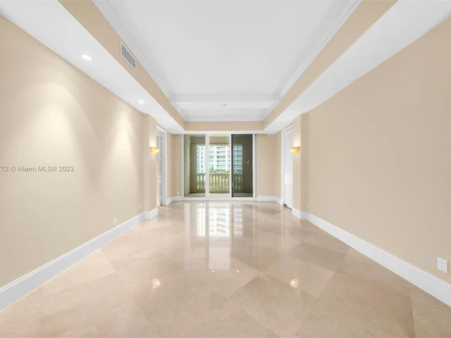 20165 NE 39th Pl # 704, Aventura FL 33180