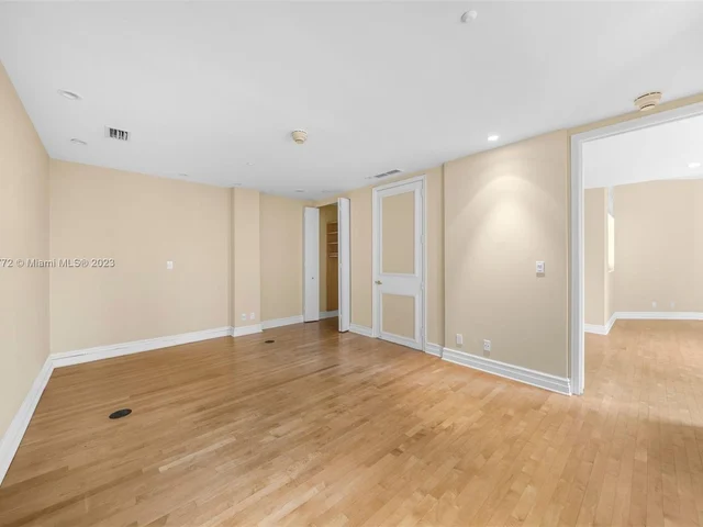 20165 NE 39th Pl # 704, Aventura FL 33180