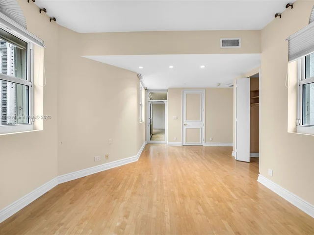 20165 NE 39th Pl # 704, Aventura FL 33180