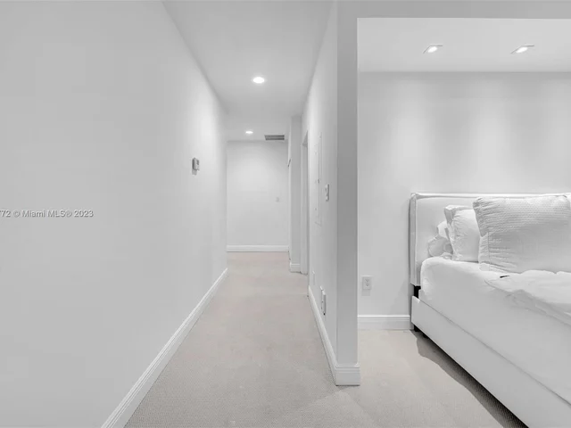 20165 NE 39th Pl # 704, Aventura FL 33180