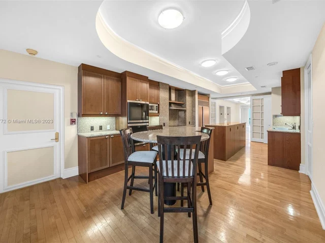 20165 NE 39th Pl # 704, Aventura FL 33180