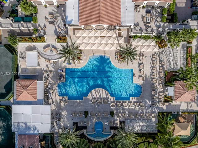 20165 NE 39th Pl # 202, Aventura FL 33180