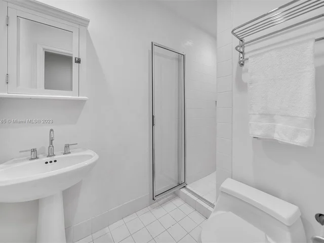 20165 NE 39th Pl # 202, Aventura FL 33180