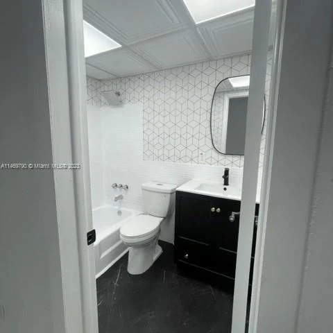 2924 Day Ave # N100, Miami FL 33133