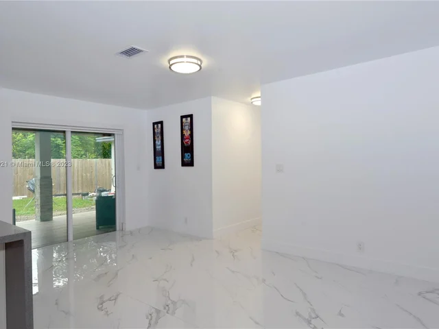 14913 SW 302nd Ter, Homestead FL 33033