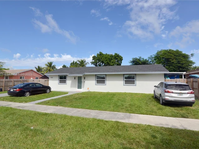 14913 SW 302nd Ter, Homestead FL 33033