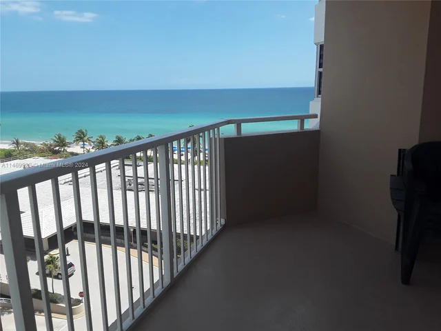 1980 S Ocean Dr # 8D, Hallandale Beach FL 33009