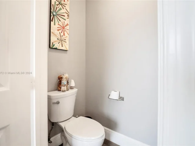 8525 Pine Cay, West Palm Beach FL 33411