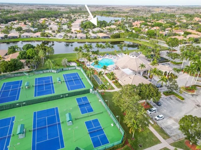 8525 Pine Cay, West Palm Beach FL 33411