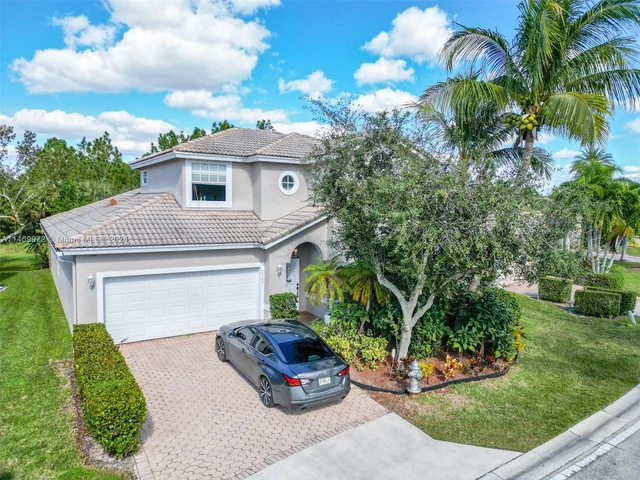 8525 Pine Cay, West Palm Beach FL 33411