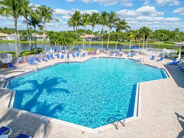 8525 Pine Cay, West Palm Beach FL 33411