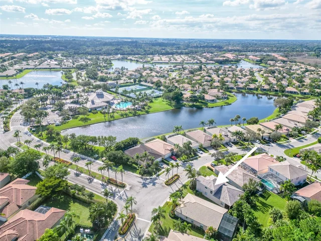 8525 Pine Cay, West Palm Beach FL 33411