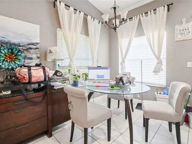 8525 Pine Cay, West Palm Beach FL 33411