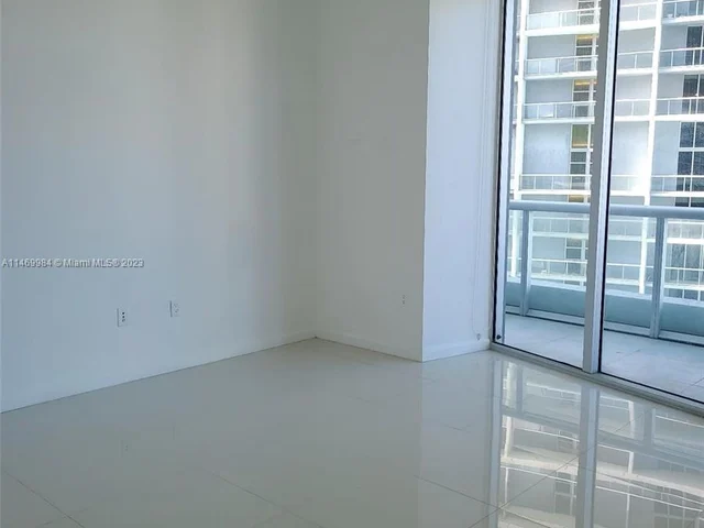 495 BRICKELL # 2206, Miami FL 33131