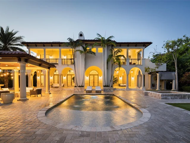 8860 SW 112th St, Miami FL 33176