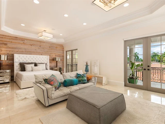 8860 SW 112th St, Miami FL 33176