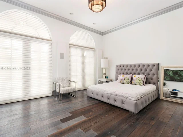 8860 SW 112th St, Miami FL 33176