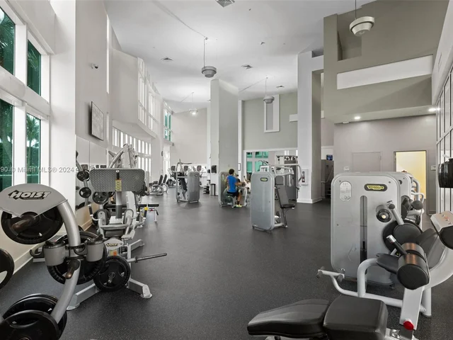 1900 N Bayshore Dr # 1918, Miami FL 33132